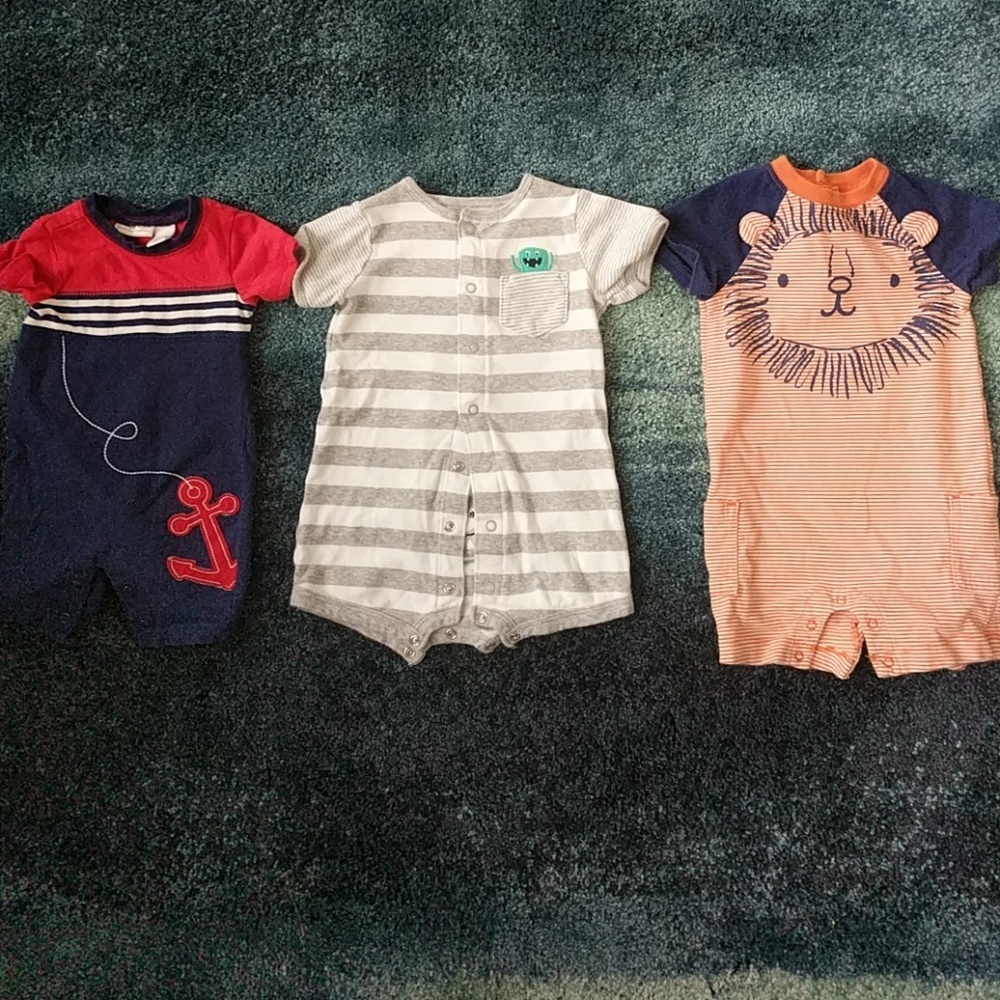 3-12 M One piece snap shorts Gymboree Carter's